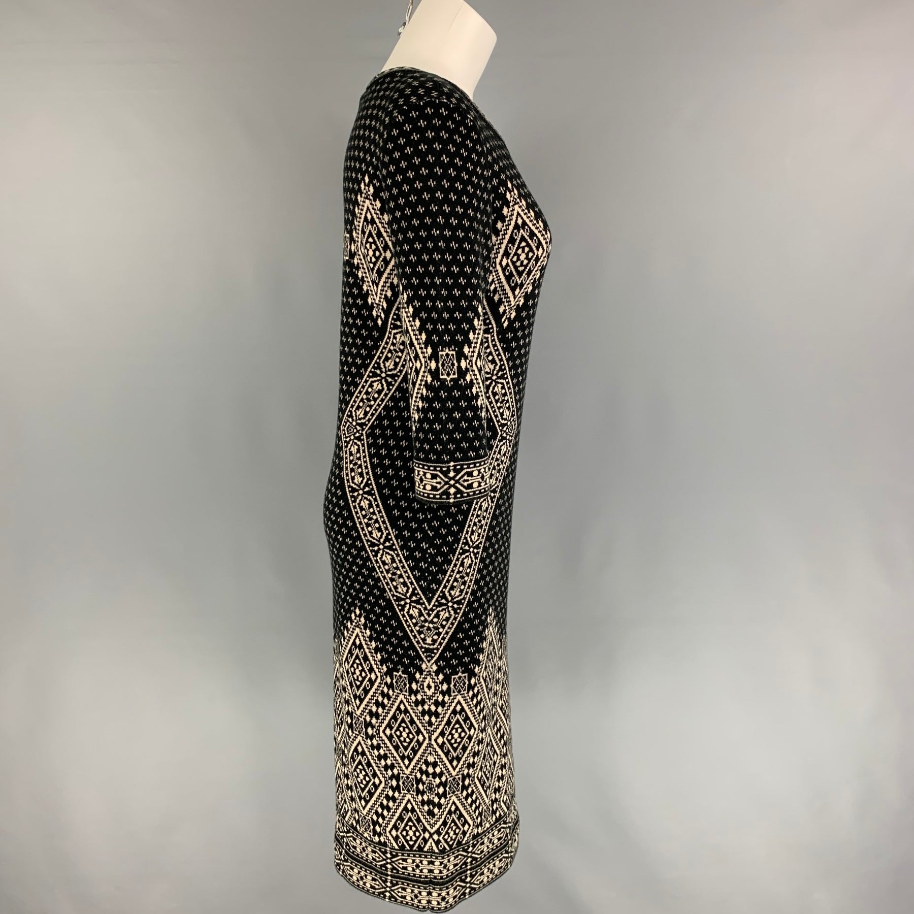 SAKS FIFTH AVENUE Size M Black White Cotton Blend 3/4 Sleeves Dress – Sui  Generis Designer Consignment