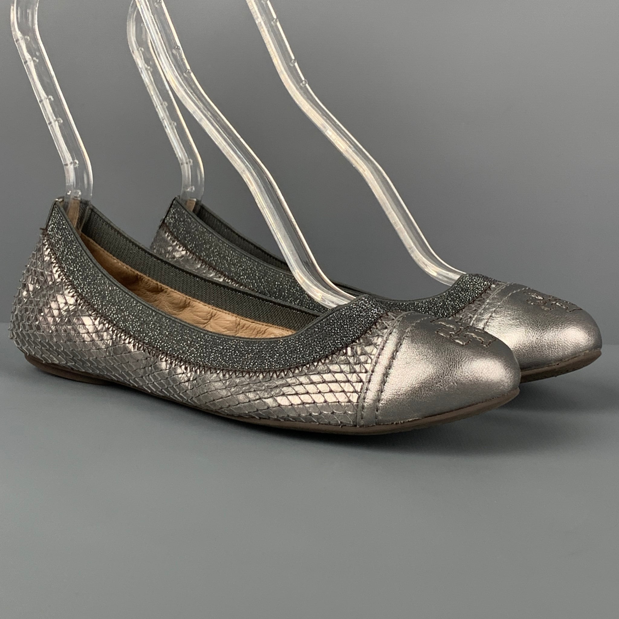 TORY BURCH Size 7 Silver Leather Textured Ballet Flats Sui