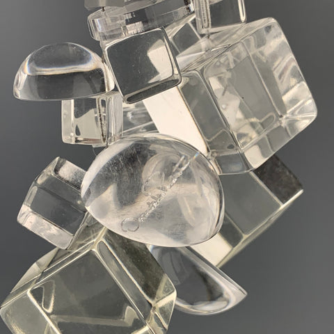 OSCAR DE LA RENTA Clear Lucite Necklace
