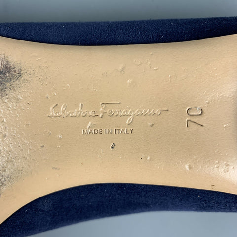 SALVATORE FERRAGAMO Talla 7 Bailarinas de ante azul marino
