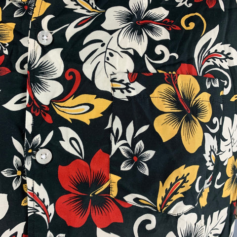 TODD SNYDER Size XL Black Multi-Color Floral Rayon One pocket Short Sleeve Shirt