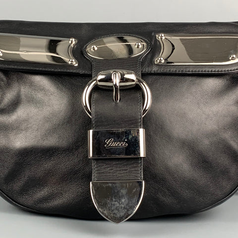 Bolso de hombro GUCCI de cuero negro y plateado