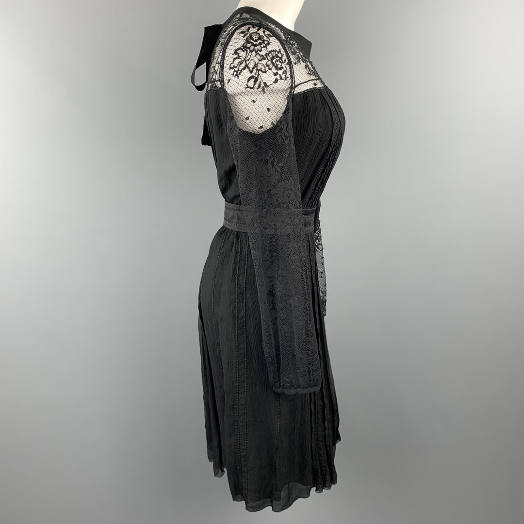 PRADA Talla 10 Vestido de cóctel de manga larga con top de encaje de seda plisado negro