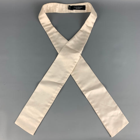Tom Ford for YVES SAINT LAURENT Cream Silk Bow Tie