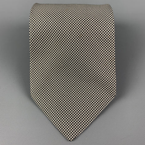 GIANFRANCO FERRE Black White Houndstooth Silk Tie
