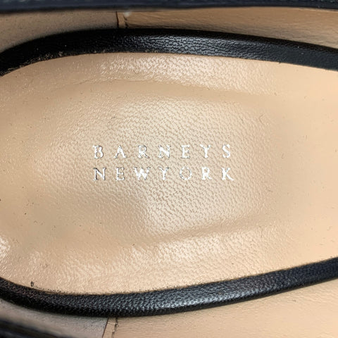 BARNEY'S NEW YORK Size 8.5 Black Leather Pointed Toe Classic Pumps