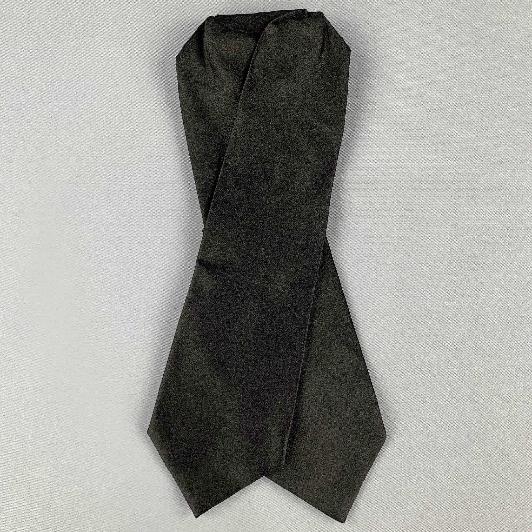 mamesuke 様フォロー割Ermenegildo Zegna Ascot t ERMENEGILDO ZEGNA Black Satin Silk Ascot – Sui Generis