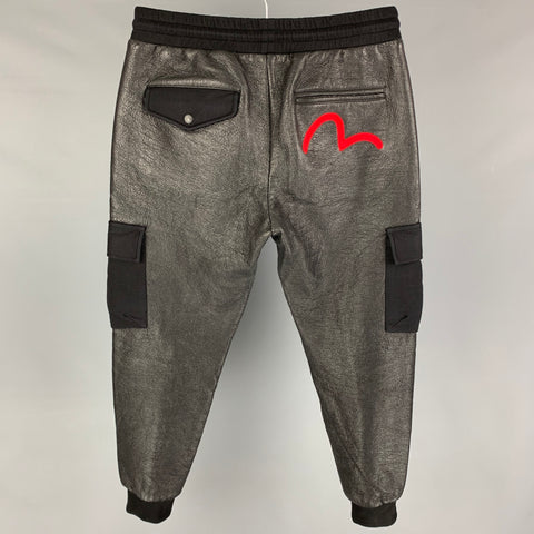 EVISU Talla M Pantalones casuales cargo de algodón negro