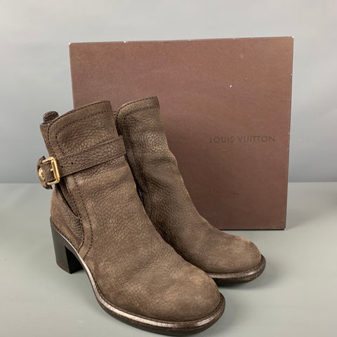LOUIS VUITTON Talla 5.5 Botas de tacón grueso de cuero marrón con grano de guijarro
