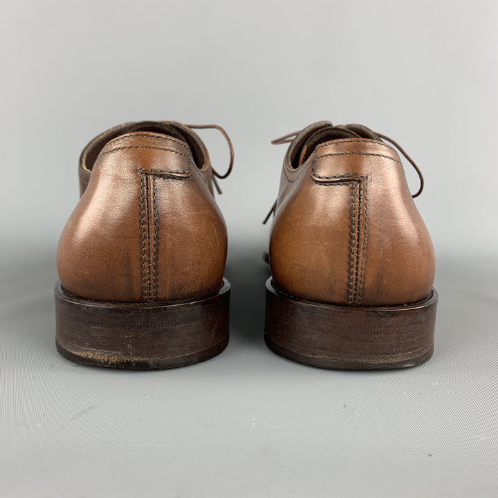 SALVATORE FERRAGAMO Talla 11 Zapatos con cordones y puntera de cuero envejecido color canela