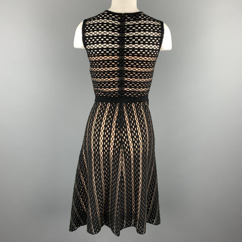 ESCADA Taille S Robe évasée sans manches en maille rayée noire