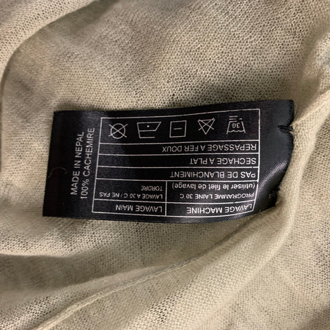 JEAN COLONNA Size M Green Cashmere Solid Long Sleeve T-Shirt