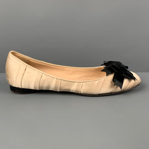 CHANEL Talla 7.5 Zapatos planos plisados ​​de seda beige