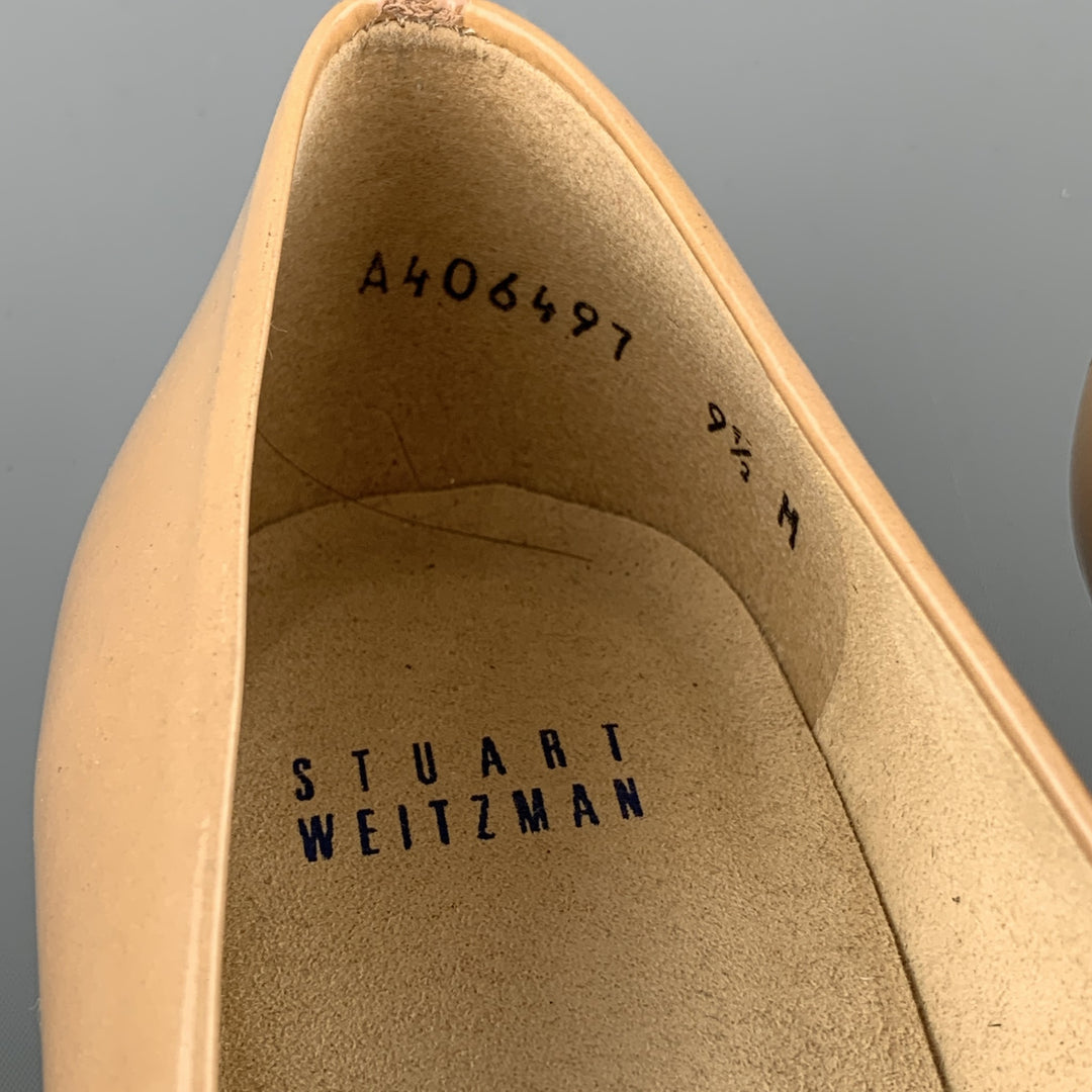 STUART WEITZMAN Size 9.5 Beige Patent Leather Kitten Heel Pumps