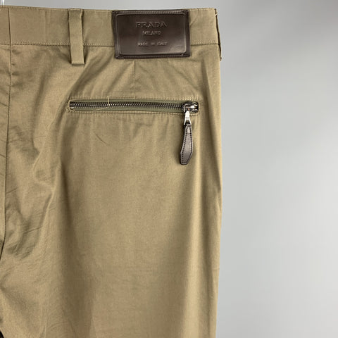 PRADA Pantalon décontracté à braguette boutonnée en coton mélangé olive taille 34
