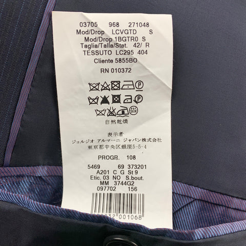 ARMANI COLLEZIONI Size 42 Regular Navy Pinstripe Wool Notch Lapel Suit