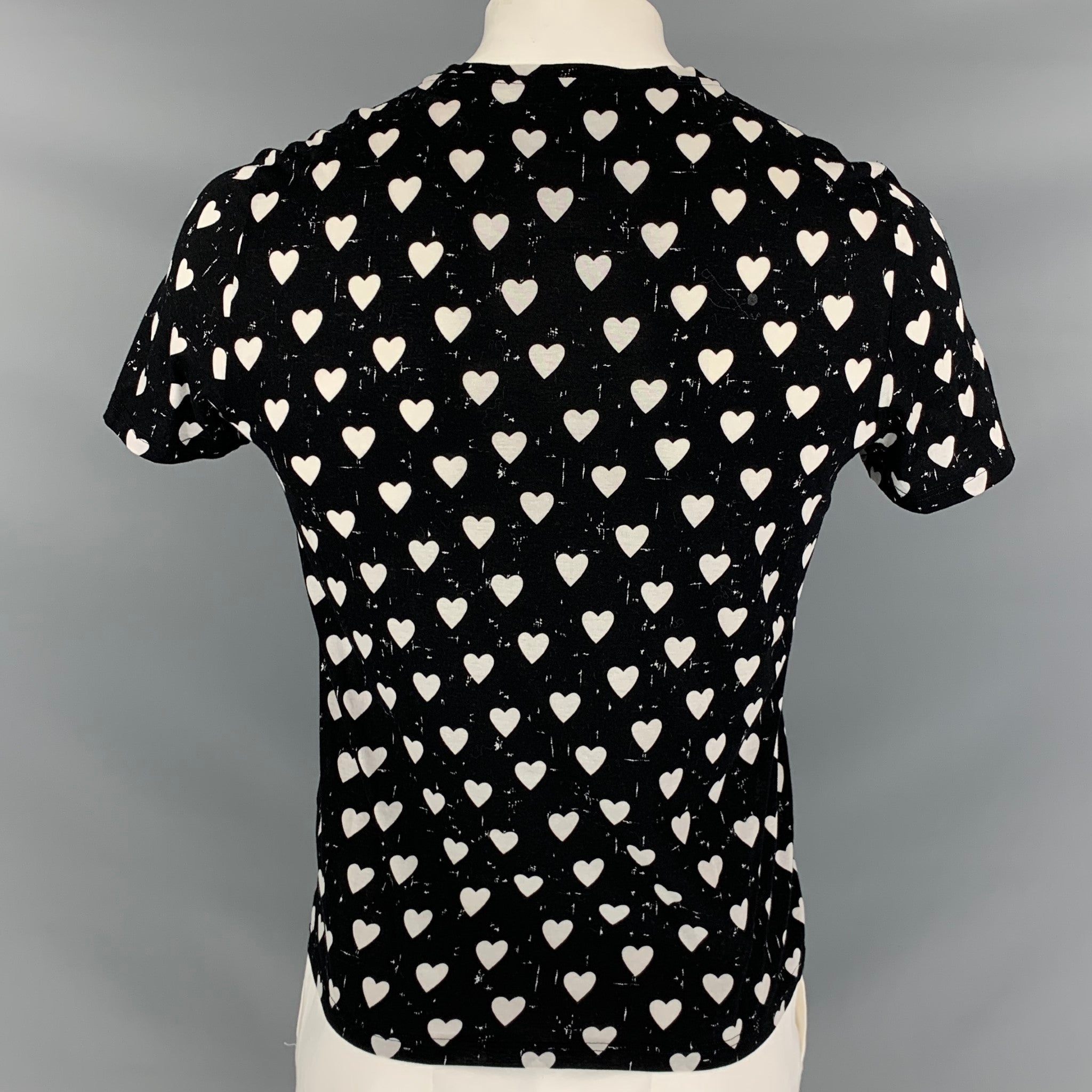 BURBERRY PRORSUM Pre Fall 2013 Size L Black White Heart Graphic Cotton T shirt Sui Generis Designer Consignment