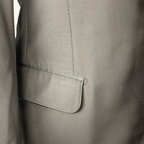 SALVATORE FERRAGAMO Taille 40 Manteau de sport à revers en laine noire avec panneau en satin
