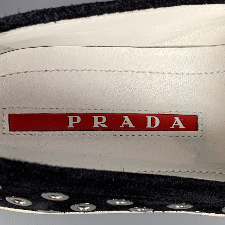 PRADA Sport Talla 7.5 Zapatillas sin cordones de gamuza con ojales negros y plateados