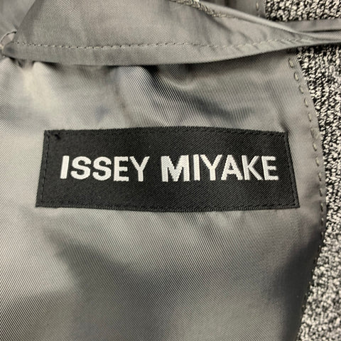 ISSEY MIYAKE Size 44 Black & White Textured Notch Lapel Sport Coat
