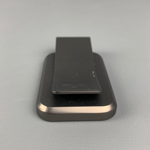 TUMI Size One Size Black Gunmetal Leather Nassau Monogram Patch Money Clip