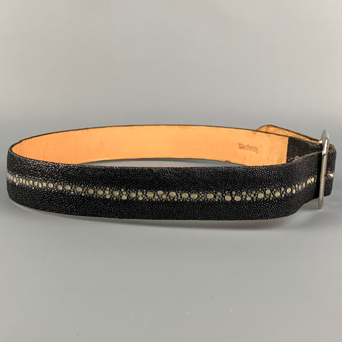 VAN AMBURG Talla 34 Cinturón Sting Ray texturizado negro y crema