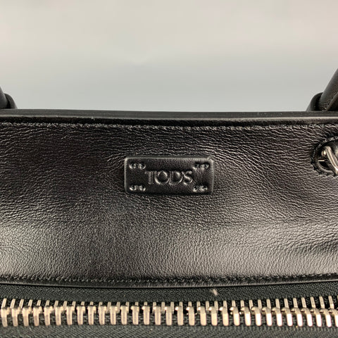 TOD'S Bolso tote Double T de piel lisa en color negro