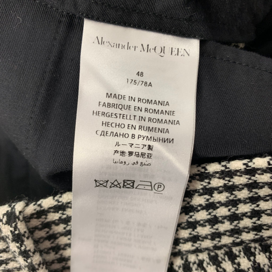 ALEXANDER MCQUEEN Size 32 Black White Houndstooth Wool Dress Pants