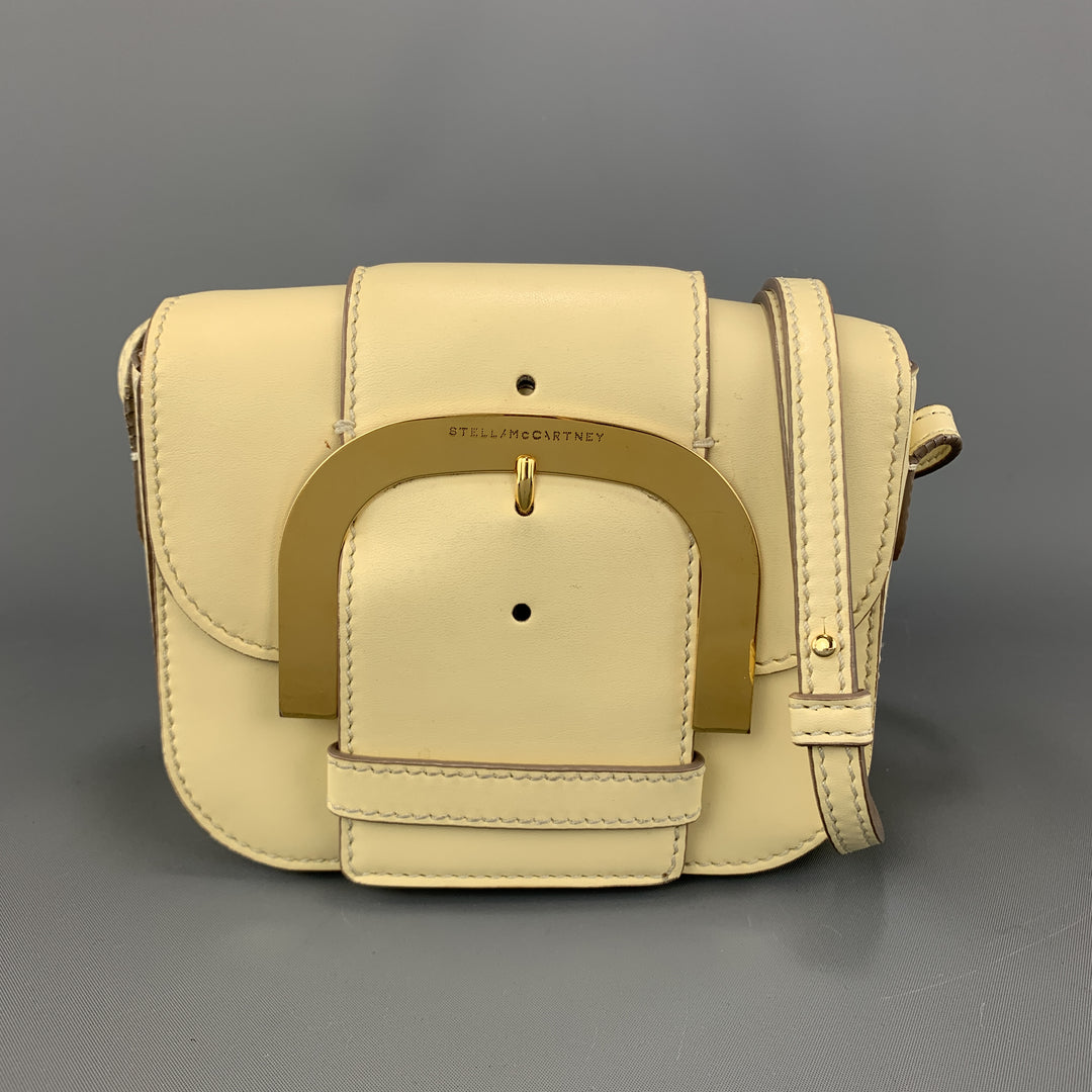 STELLA McCARTNEY Bolso CIEL de piel sintética con hebilla extragrande en color amarillo pastel