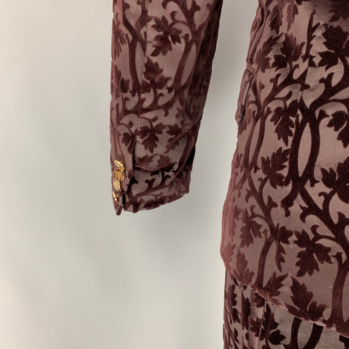 DOLCE & GABBANA Size 42 Burgundy Textured Cotton Burnished Velvet Notch Lapel Suit