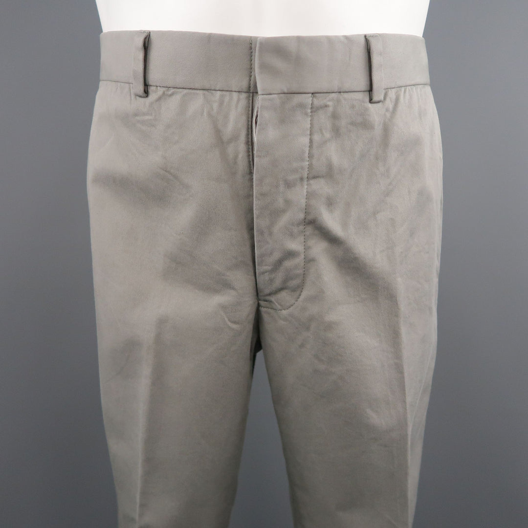 BLACK FLEECE Talla 32 BB1 Pantalón chino con puños de algodón gris claro