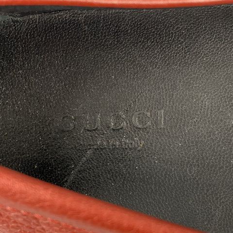 Mocasines tipo driver de grano guijarro de cuero ladrillo talla 8 de GUCCI