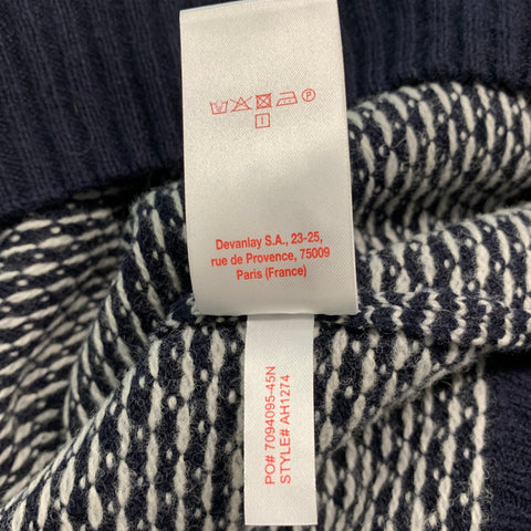 LACOSTE Size M Navy Cream Crew-Neck Sweater