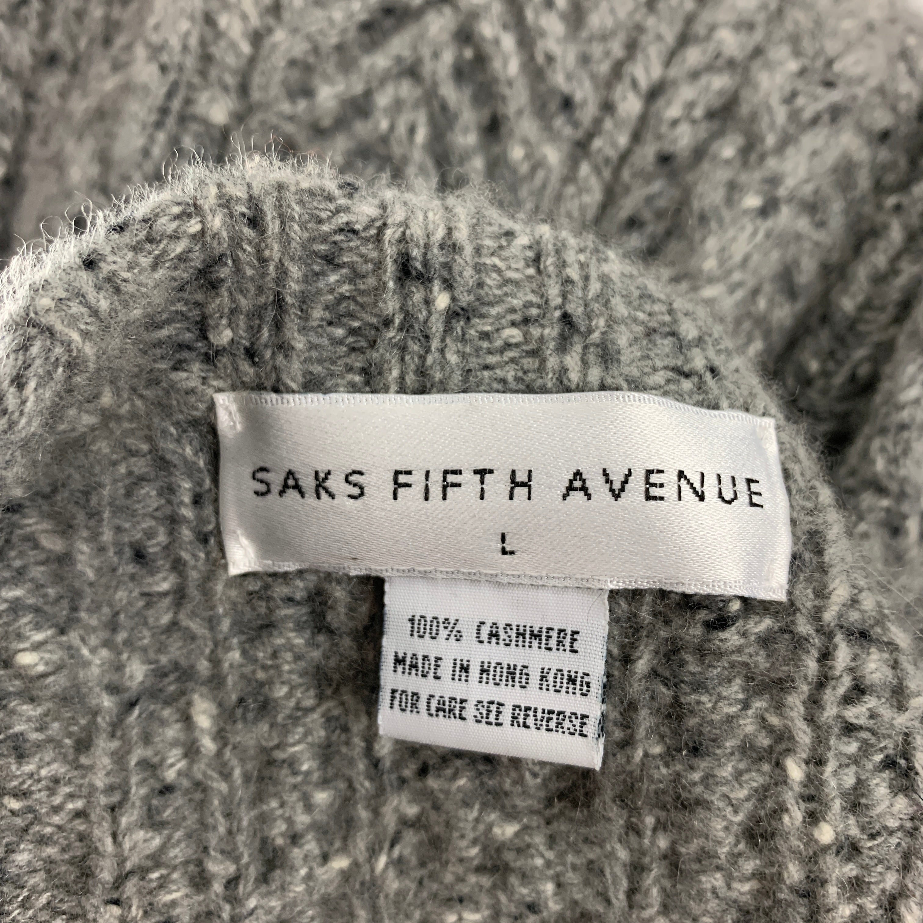 SAKS FIFTH AVENUE Size L Grey Cable Knit Cashmere Crew-Neck