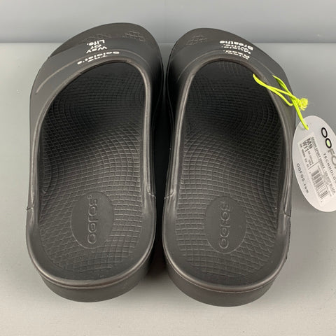OOFOS for TAKAHIROMOIYASHITA Size 9 Black White Graphic Acetate Slip On Sandals