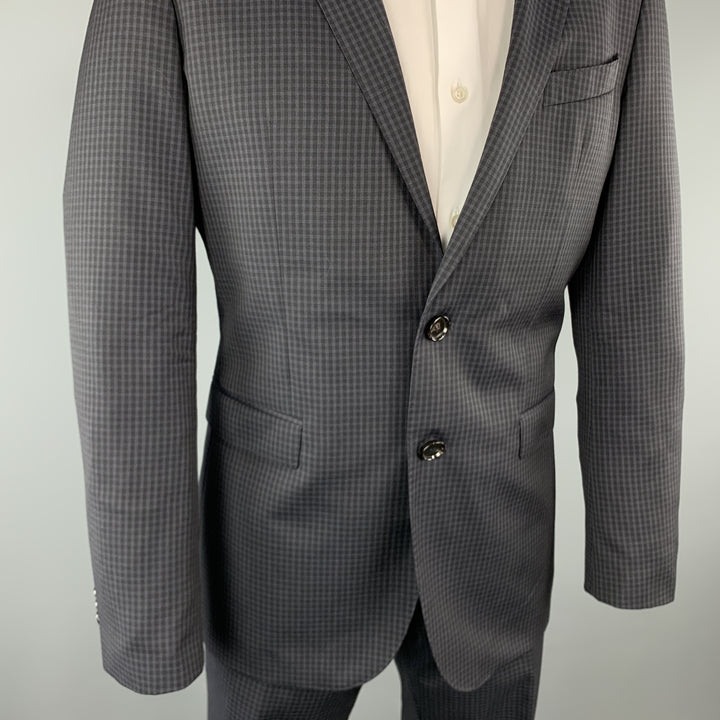 HUGO BOSS Size 40 Plaid Navy Wool 34 x 31 Notch Lapel Suit
