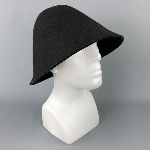 COMME des GARCONS HOMME PLUS Black Wool Structured Hat