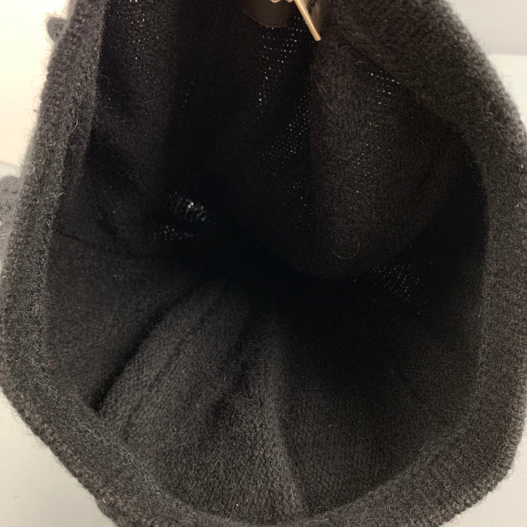 PATRICIA UNDERWOOD Black Knitted Cashmere Hat
