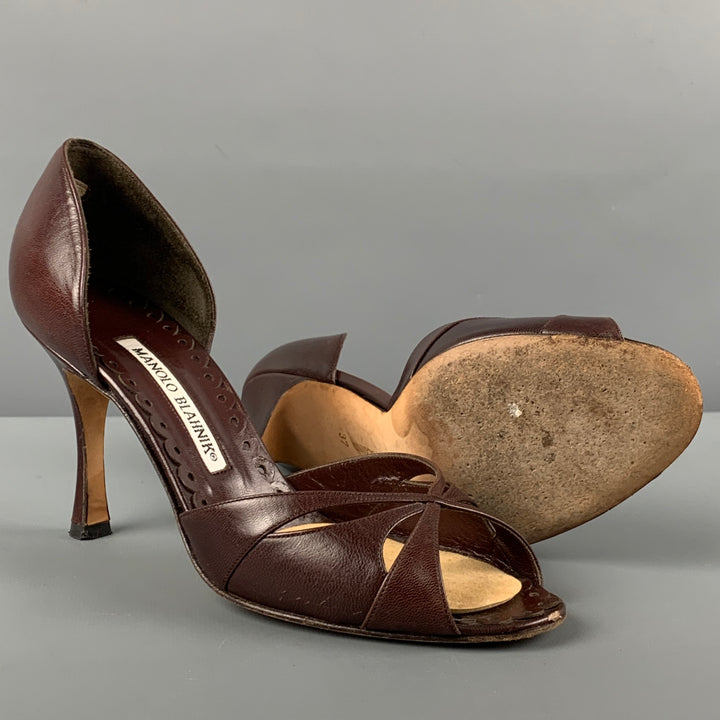 MANOLO BLAHNIK Size 7 Brown Leather D'Orsay Pumps
