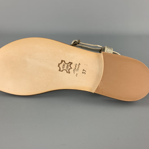 IL BISONTE Size 7 Champagne Gold Leather VERSILLA T-strap Thong Sandals