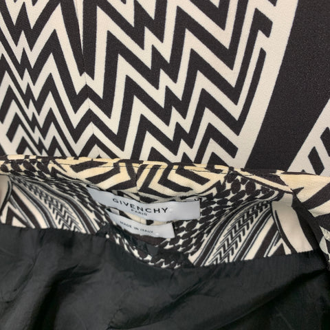 GIVENCHY SS10 Size M Black White Geometric Open Front Vest