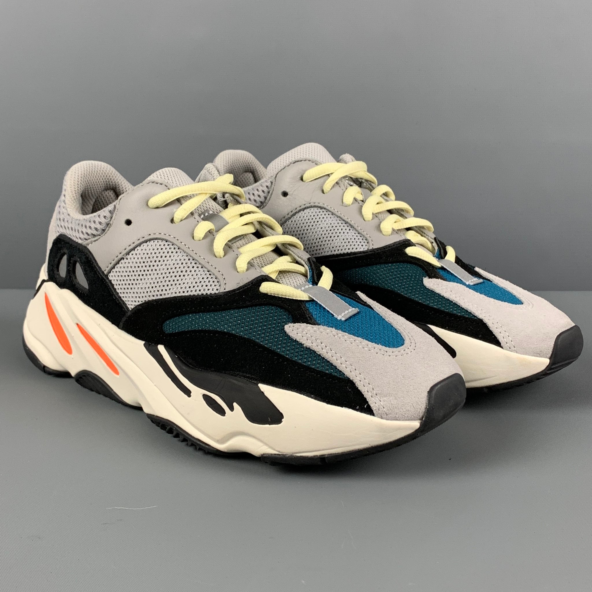 ADIDAS x YEEZY Wave Runner Boost 700 Size 6 Grey Multi-Color Mesh Sneakers