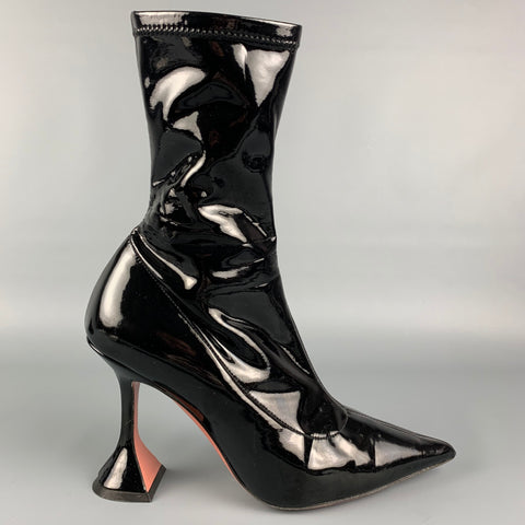 AMINA MUADDI Talla 7 Botas en punta de charol negro