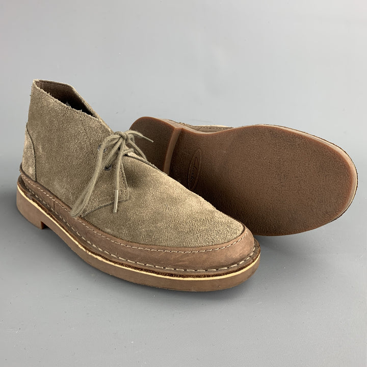 CLARKS Size 7 Taupe Suede Lace Up Chukka Boots