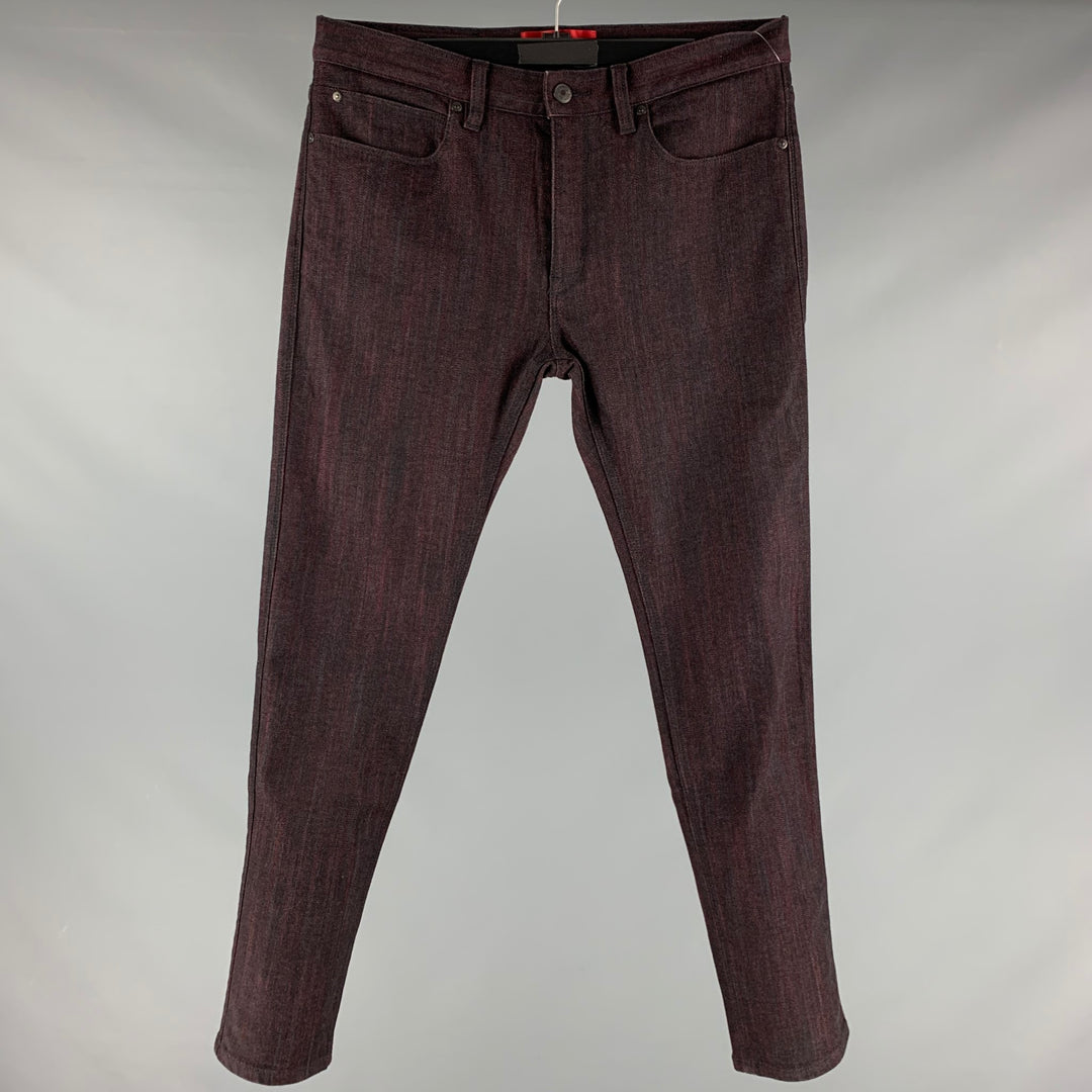 HUGO BOSS Talla 32 Vaqueros de poliuretano de algodón negro burdeos