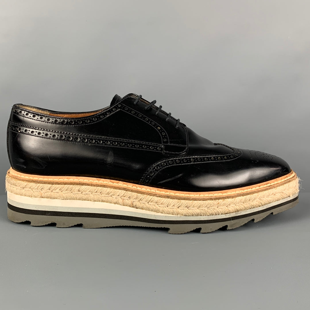 PRADA Taille 11.5 Chaussures à lacets en cuir perforé noir Wingtip