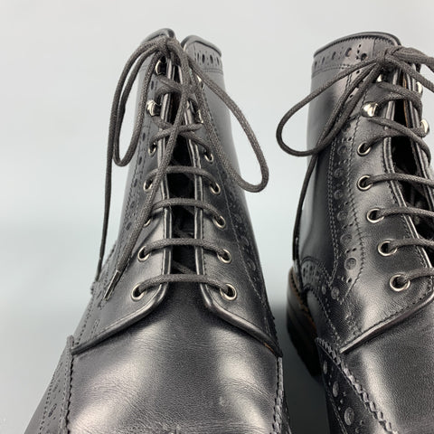 ANTONIO MAURIZI Taille 8,5 Bottes à bout d'aile en cuir perforé noir