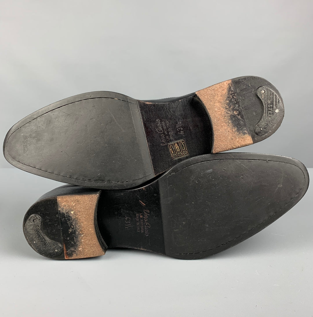 VIA SPIGA Size 10.5 Black Perforated Leather Wingtip Lace Up Shoes – Sui Generis Designer Consignment VIA SPIGA Size 10.5 Black Perforated Leather Wingtip Lace Up Shoes – Sui Generis Designer Consignment