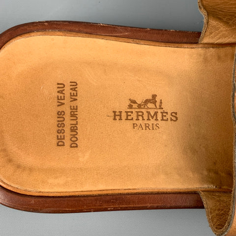 HERMES Taille 12 Tan Contrast Stitch Leather Slip On Sandales