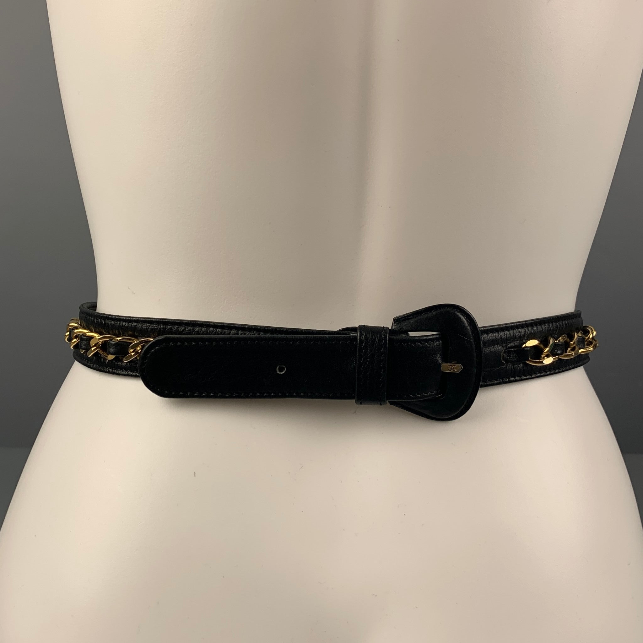 Vintage 80's CHANEL Waist Size XS Black Quilted Leather Belt Vintage 80's CHANEL Waist Size XS Black Quilted Leather Belt